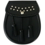 Black-Leather-sporran-with-a-studs-design-on-the-flap